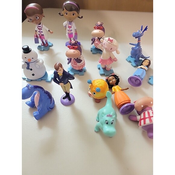 Disney Doc McStuffins Figure Lot Cake Toppers dolls animals mixed - Picture 8 of 10